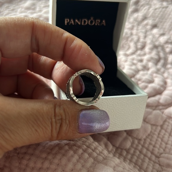 Size 6 Pandora Lave of Love Ring - Picture 7 of 7